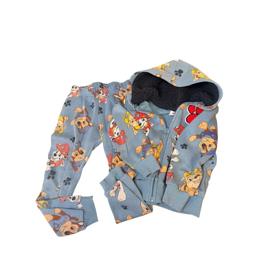 Patagonia Fleece Vest + Sherpa Heart Hoodie Women’s 2 Pc Bundle